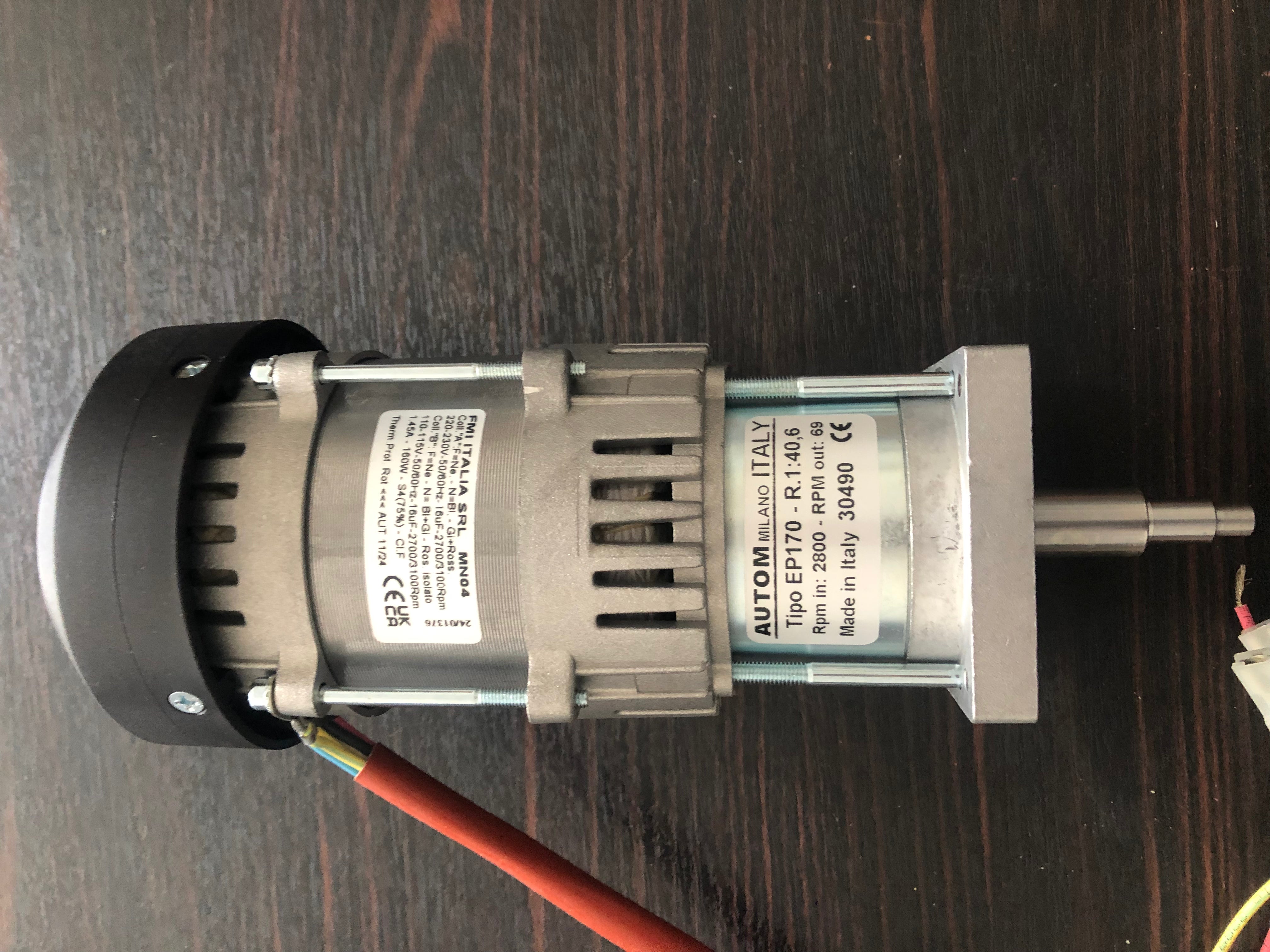 Kit Motoriduttore Pro per Macchina Pasta Professionale 032-034 Imperia – Codice KRMN-A22 IMPERIA