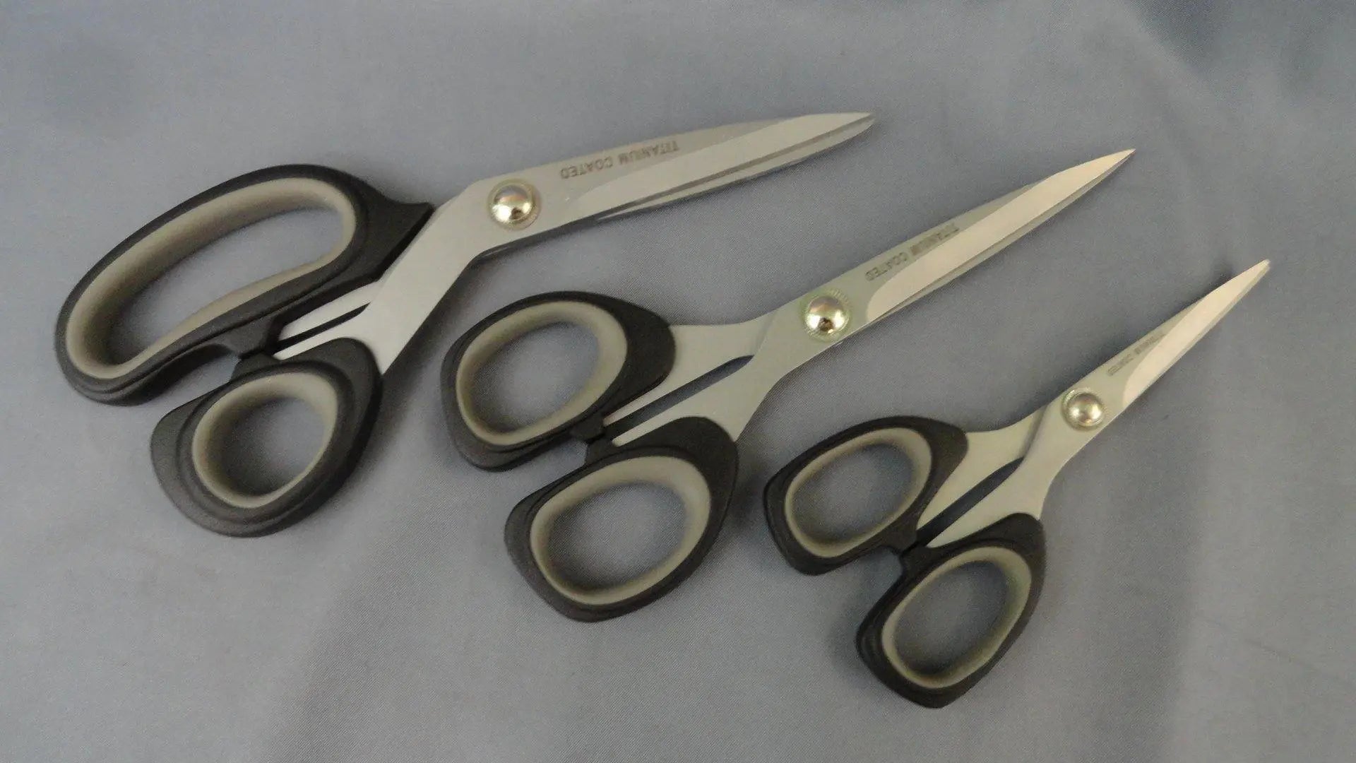 Forbice titanio 1 pezzo Ennebiservice